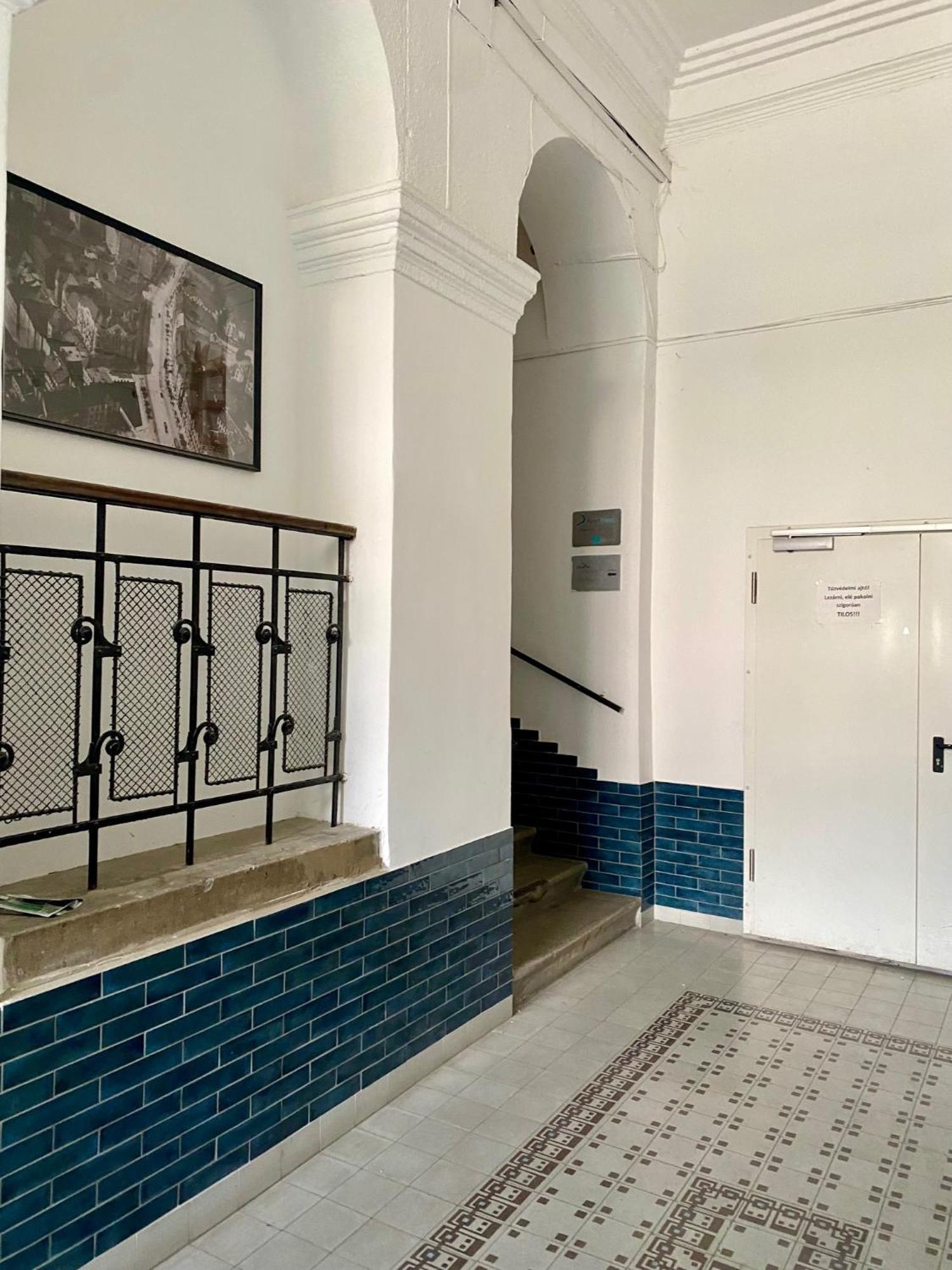 B32 Gellert Apartment Budapest Eksteriør bilde